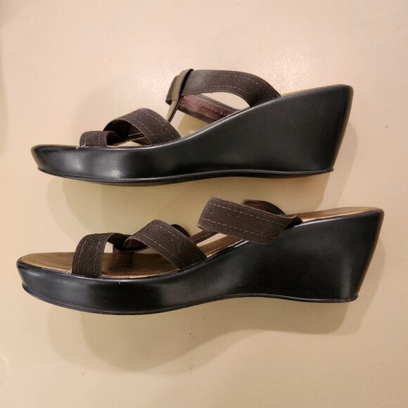 Pointe Vecchio Brown Wedgies - Picture 3 of 3